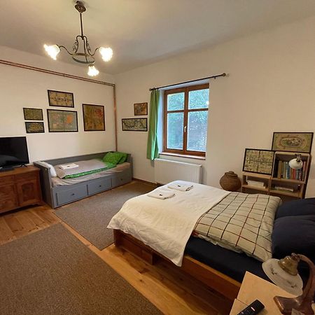 Rustic Cottage & Garden Retreat On Buda Hilltop Budapest Esterno foto